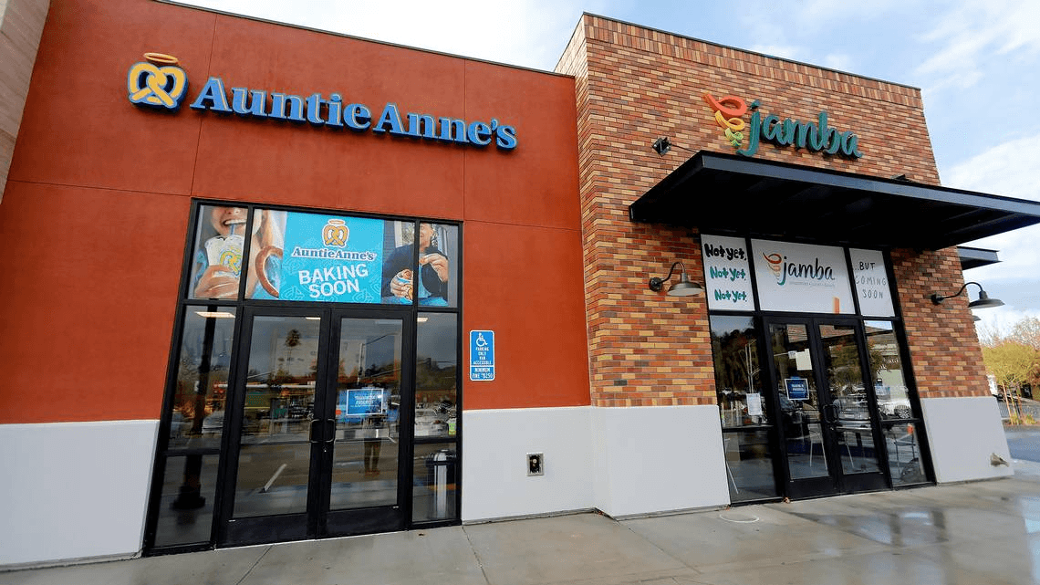 7shifts scheduling widget showing mobile interface