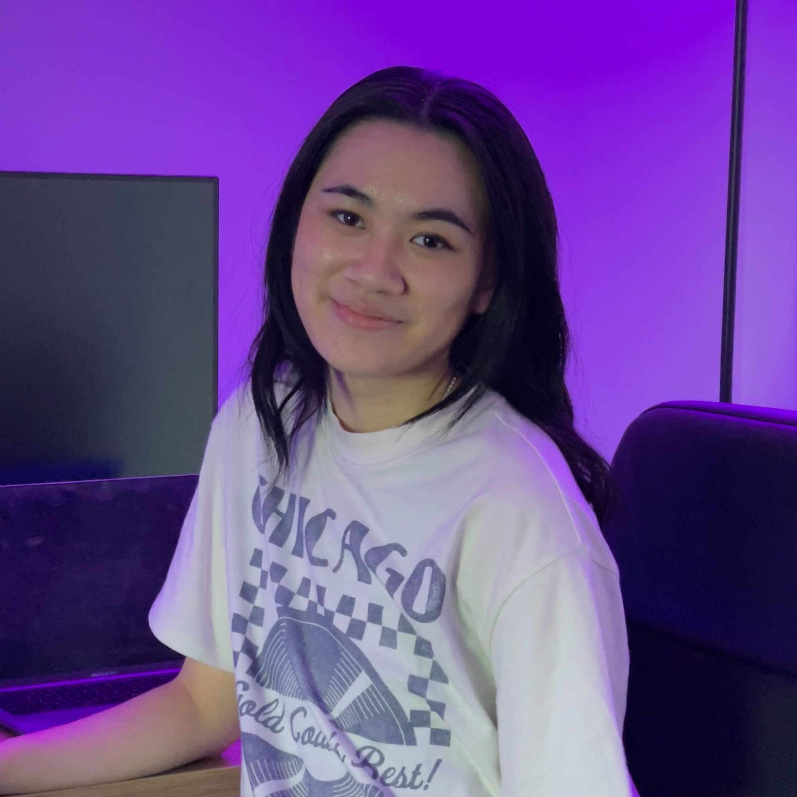 Headshot of Jessica Ho, content writer for 7shifts.