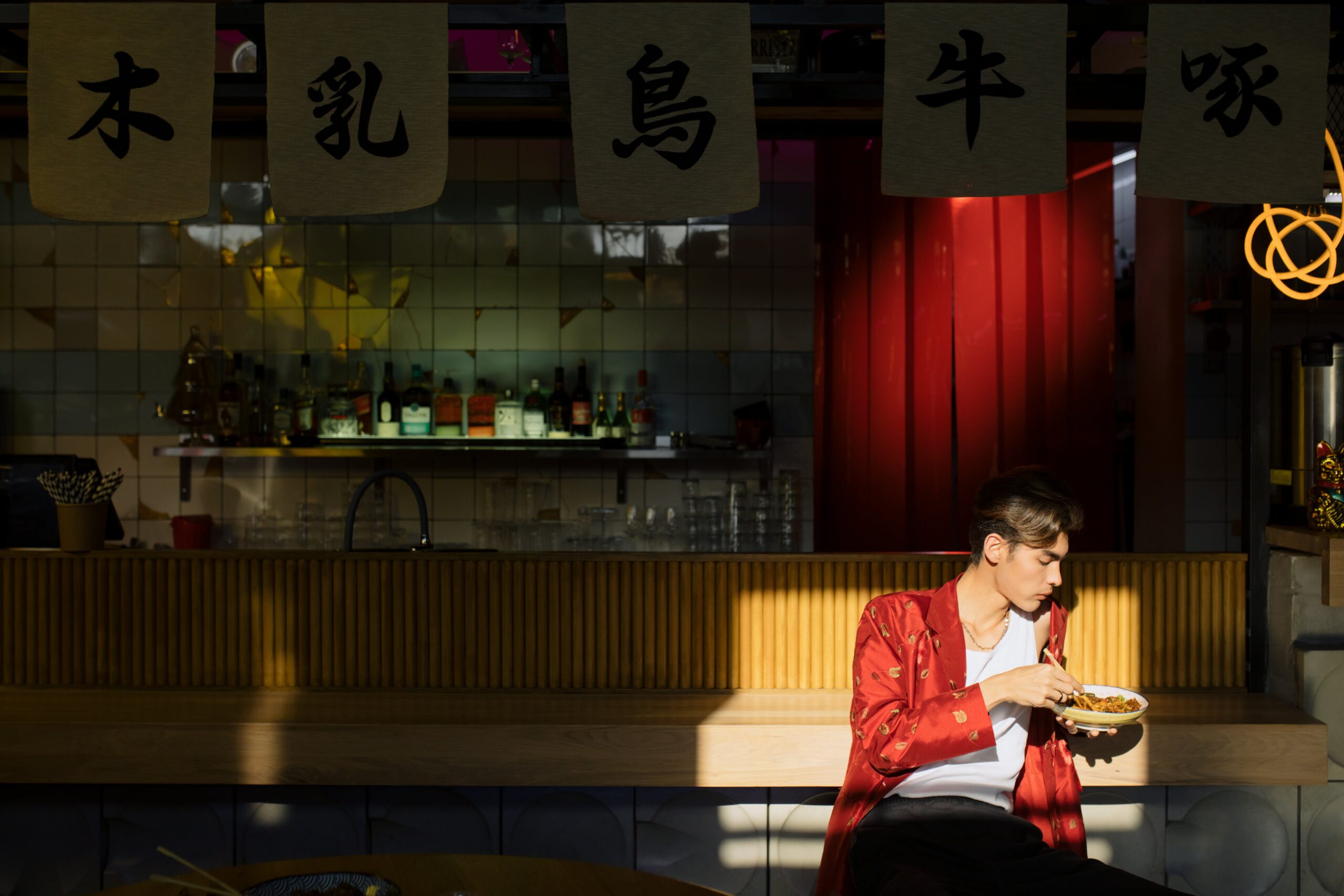 Man eating in restaurant